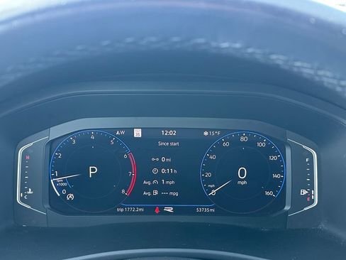 Used 2021 Volkswagen Atlas Cross Sport SEL R-Line image 28