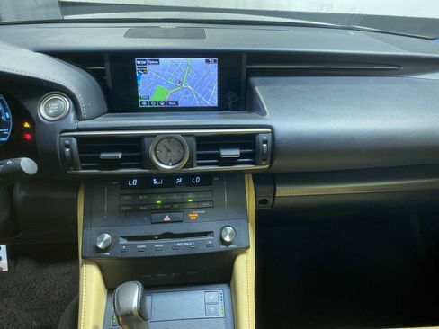 Used 2015 Lexus RC 350 AWD w/ Navigation System Package image 16