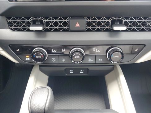 New 2025 Honda Accord SE image 9