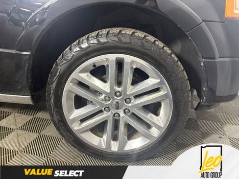 Used 2017 Ford Expedition EL Platinum AWD/4WD image 23