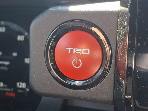 Used 2026 Toyota 4Runner TRD Off-Road Premium AWD/4WD image 23