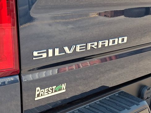 Used 2021 Chevrolet Silverado 1500 LT Trail Boss w/ Convenience Package II AWD/4WD image 30