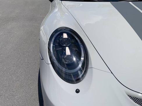 Used 2018 Porsche 911 GT3 RWD image 99