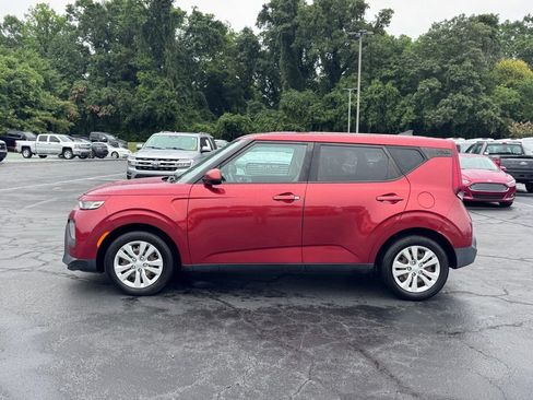 Used 2020 Kia Soul LX FWD image 3