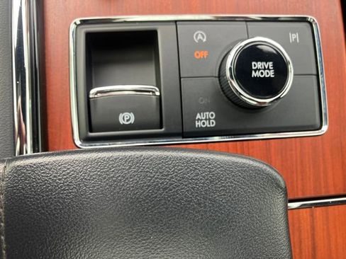 Used 2022 Lincoln Navigator L Reserve w/ Monochromatic Package image 15