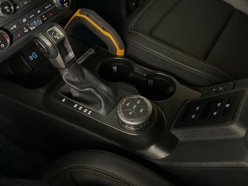 Used 2022 Ford Bronco Badlands image 18