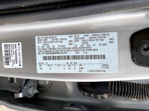 Used 2024 Ford F250 Lariat w/ Lariat Ultimate Package image 34