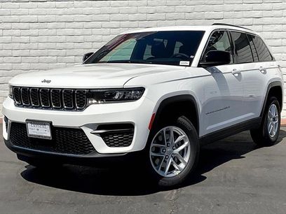 New 2025 Jeep Grand Cherokee Laredo X