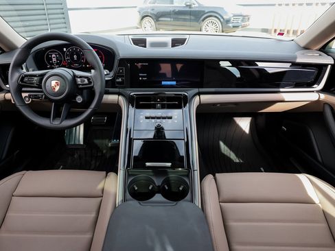 New 2026 Porsche Panamera 4 image 25