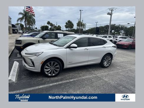 Used 2024 Buick Envista Avenir FWD image 1