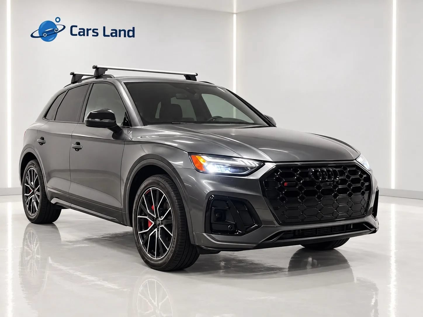 Used 2024 Audi SQ5 Prestige AWD/4WD image 1