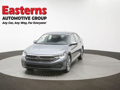 Used 2024 Volkswagen Jetta SE FWD image 50