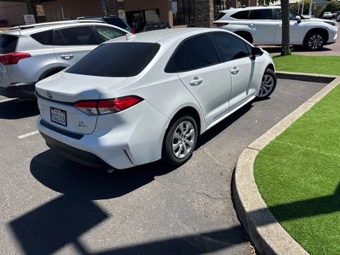 Used 2025 Toyota Corolla LE w/ Convenience Package FWD image 37