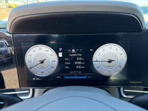 Certified 2025 Hyundai Elantra SEL w/ Cargo Package image 13