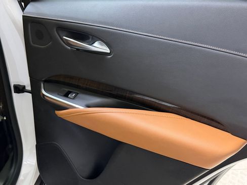 Used 2019 Cadillac XT4 Sport FWD image 44