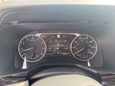 Used 2022 Nissan Pathfinder SL w/ SL Premium Package image 3