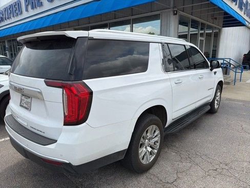 Used 2021 GMC Yukon XL Denali image 4
