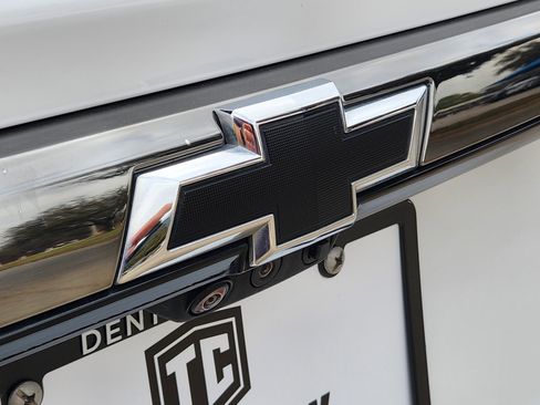 Certified 2023 Chevrolet Traverse Premier w/ Redline Edition image 11