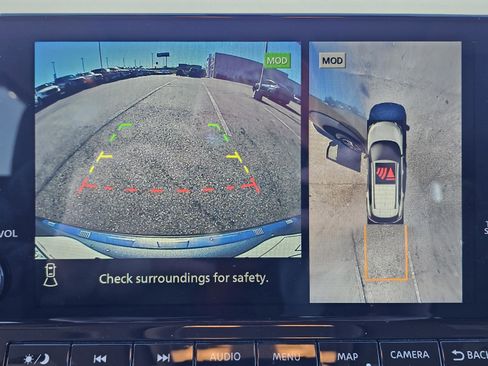 Used 2023 Nissan Rogue SL w/ SL Premium Package image 30