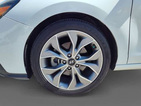 Used 2020 Hyundai Elantra GT N Line image 10