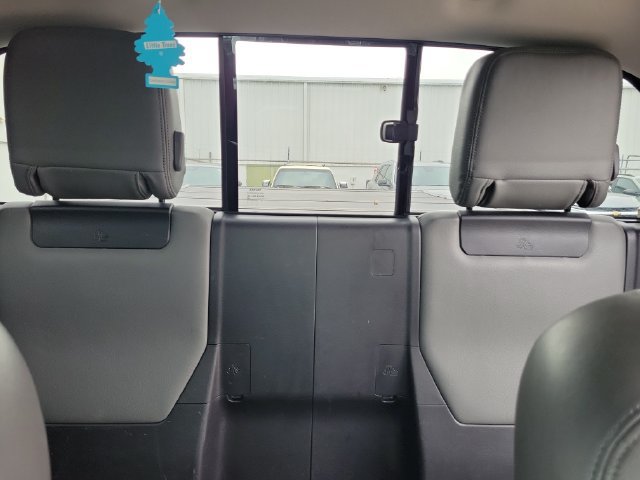Used 2020 Toyota Tacoma SR5 RWD image 15