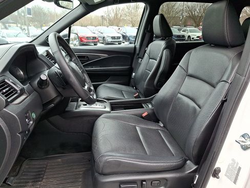Used 2023 Honda Passport EX-L image 13