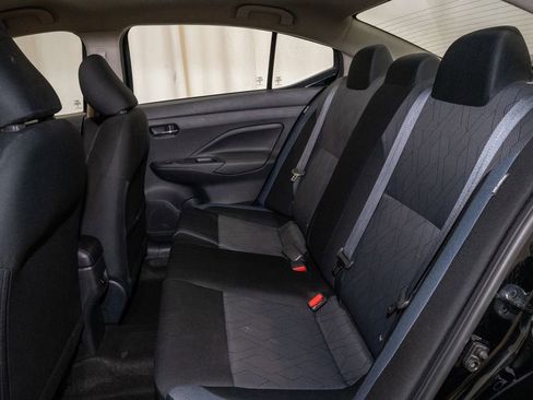 Used 2023 Nissan Versa SV image 7