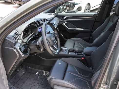 Used 2025 Audi Q3 2.0T Premium w/ Convenience Package AWD/4WD image 19