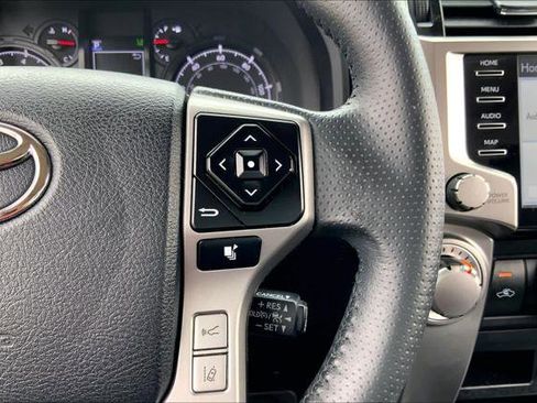 Certified 2021 Toyota 4Runner SR5 Premium image 23