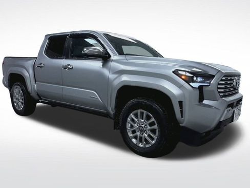 Certified 2024 Toyota Tacoma Limited image 21