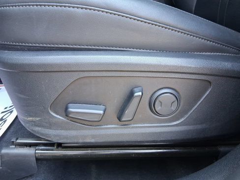 Used 2022 Kia Sorento SX FWD image 13