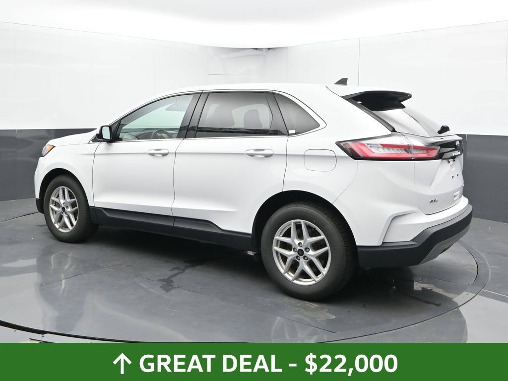 Used 2024 Ford Edge SEL AWD/4WD image 11