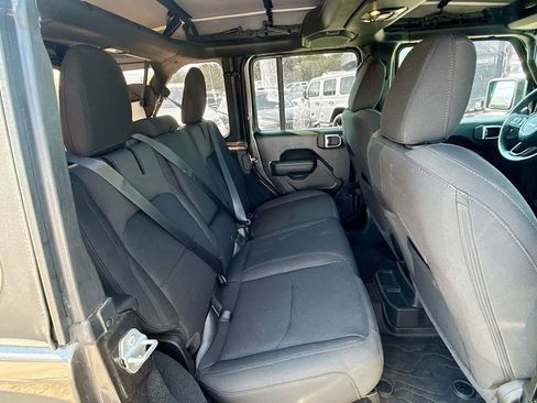 Used 2023 Jeep Wrangler Unlimited w/ Cold Weather Group image 31