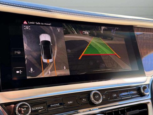 New 2026 Bentley Flying Spur Azure image 29