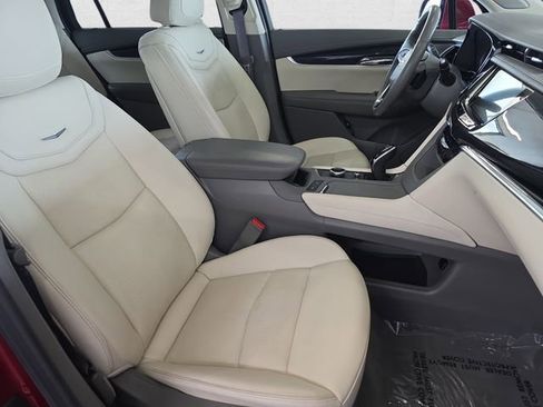 Certified 2023 Cadillac XT6 Premium Luxury w/ LPO, Floor Liner Package AWD/4WD image 10