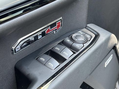 New 2026 GMC Sierra 1500 AT4 w/ AT4 Premium Package AWD/4WD image 23