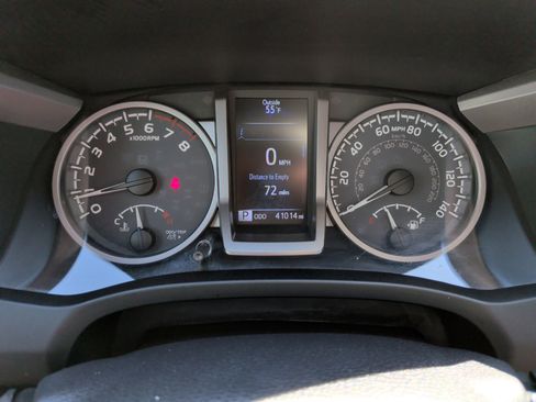 Used 2018 Toyota Tacoma Limited image 21