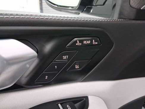 New 2026 BMW X7 xDrive40i w/ M Sport Package image 19