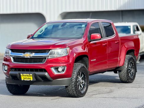 Used 2019 Chevrolet Colorado LT w/ LT Convenience Package image 13