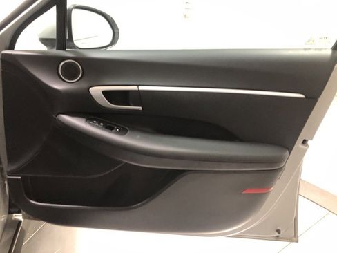 Used 2025 Hyundai Sonata SE image 14