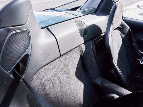 Used 2025 McLaren Artura image 46