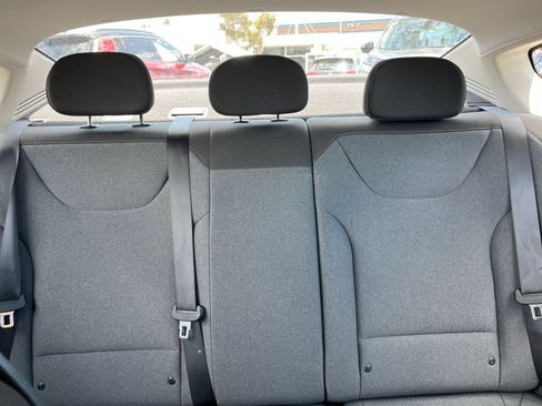 Used 2025 Kia K4 FWD image 39