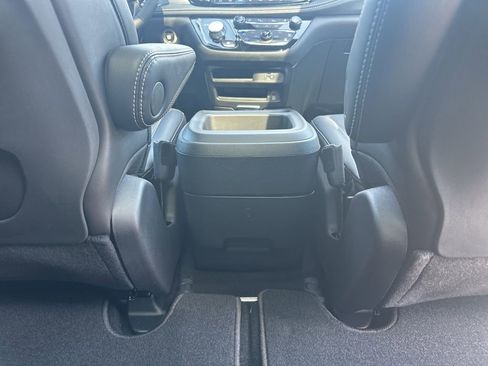 New 2026 Chrysler Pacifica Select image 50