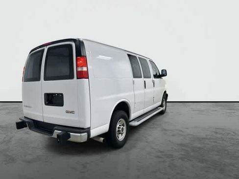 Used 2024 GMC Savana 2500 w/ Driver Convenience Package RWD image 4