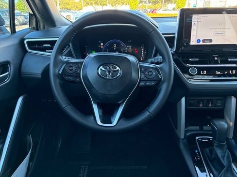 Certified 2025 Toyota Corolla Cross AWD Hybrid w/ Convenience Package image 15