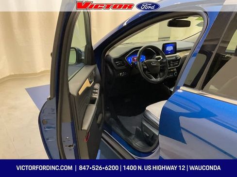 Used 2022 Ford Escape Titanium w/ Titanium Elite Package AWD/4WD image 11