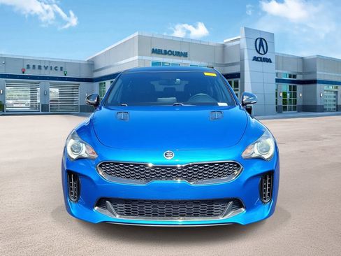 Used 2020 Kia Stinger GT-Line w/ Sun & Sound Package image 2