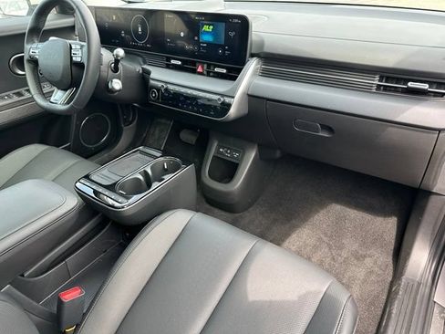 Used 2025 Hyundai Ioniq 5 Limited AWD/4WD image 11