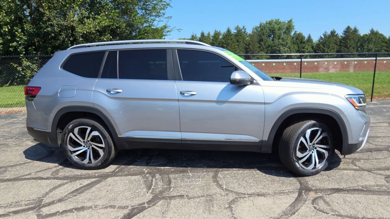 Used 2022 Volkswagen Atlas SEL AWD/4WD image 9