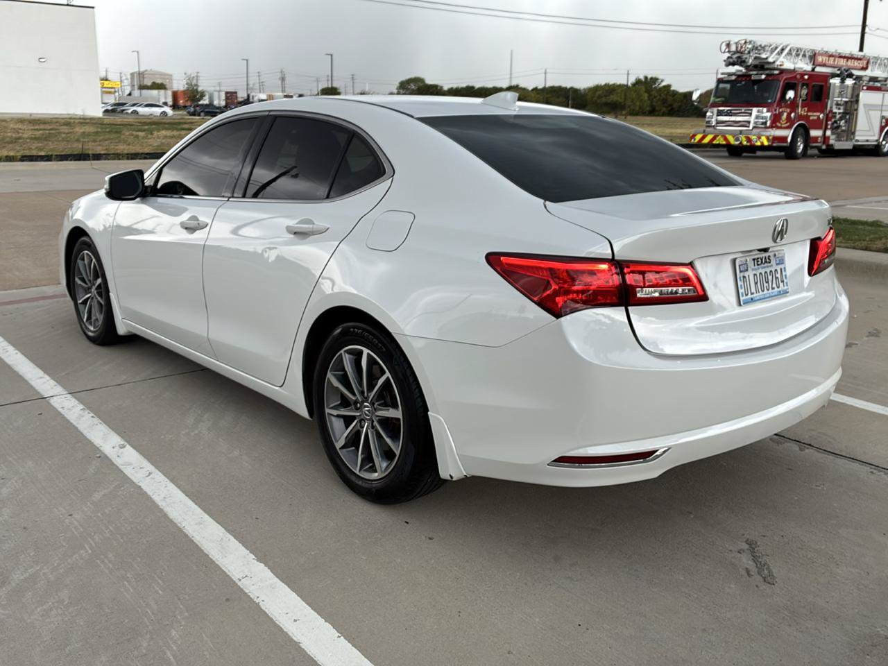 Used 2020 Acura TLX FWD image 7